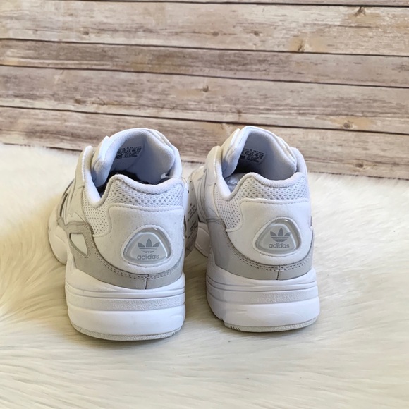 Adidas Originals Men’s Yung-96 Shoes - Picture 6 of 7